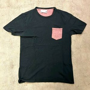 Uniue star burst pattern t-shirt